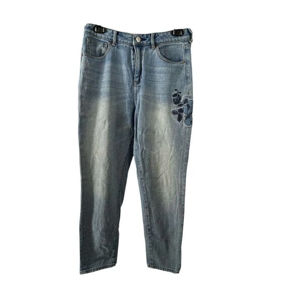 Pacsun Mom Jeans Womens Size 26 Floral Embroidered Crop Tapered Leg High Rise - Picture 1 of 6
